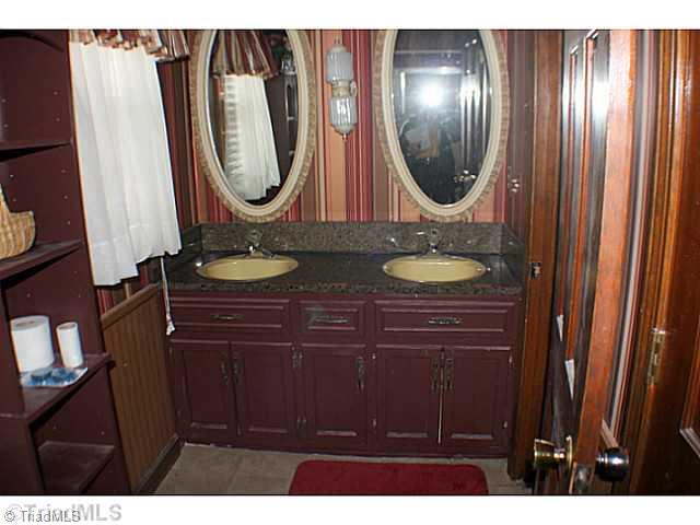 1365 Locust Grove Road Westfield, NC 27053 - Photo 11 of 16 Master Bath/Spa.