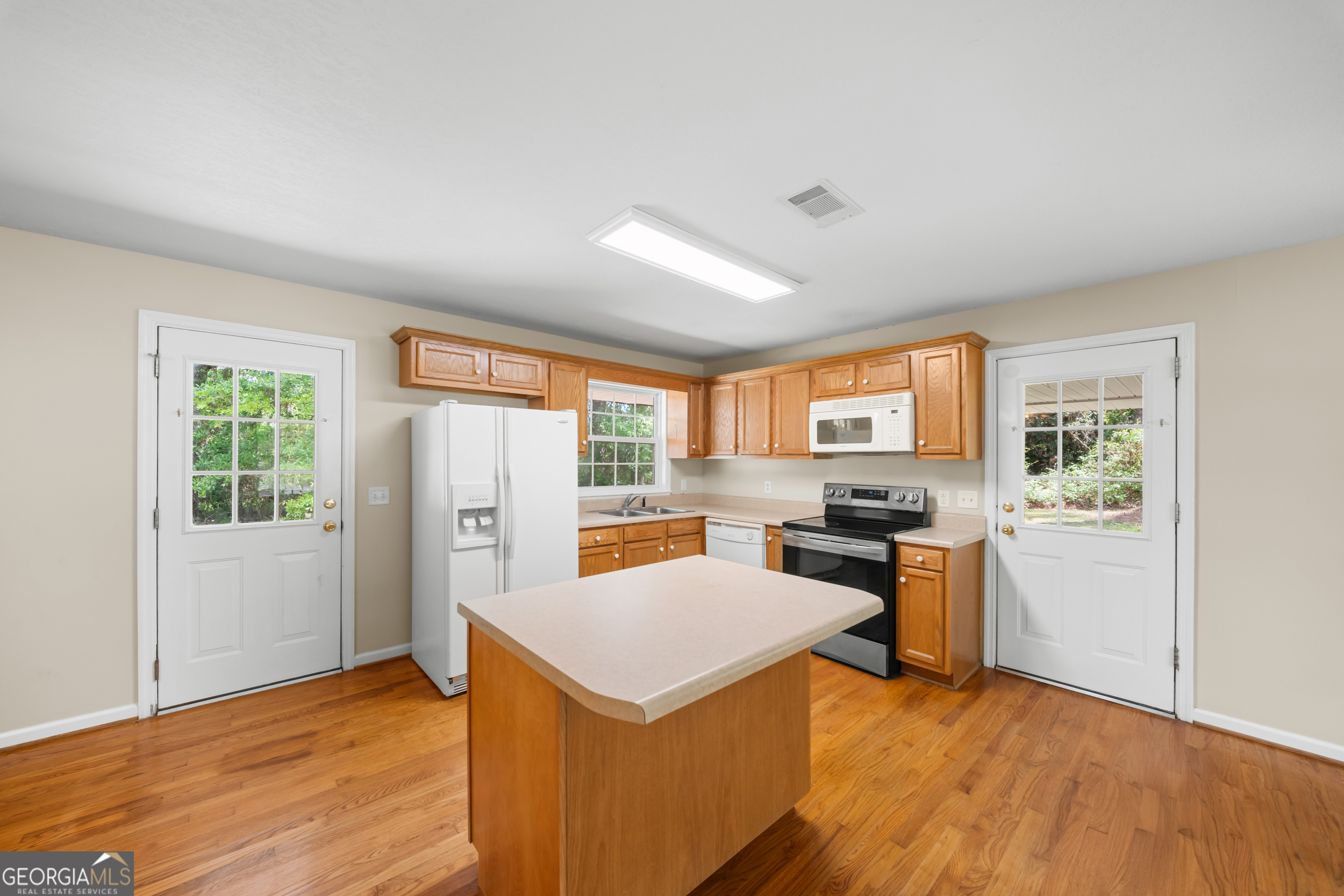 103 Forest Road Sylvania, GA 30467 - Photo 9 of 24