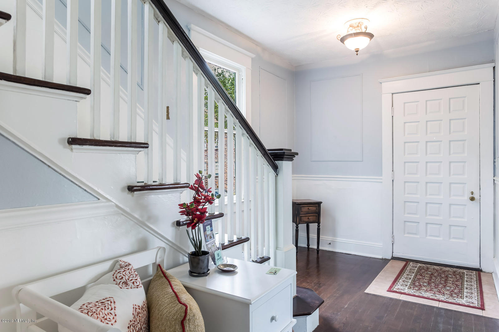 1620 Cherry Street Jacksonville, FL 32205 - Photo 21 of 34 a view of entryway and hall