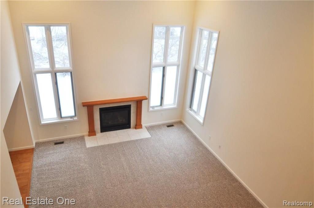 331 Mystic Valley Rochester, MI 48307 - Photo 16 of 39