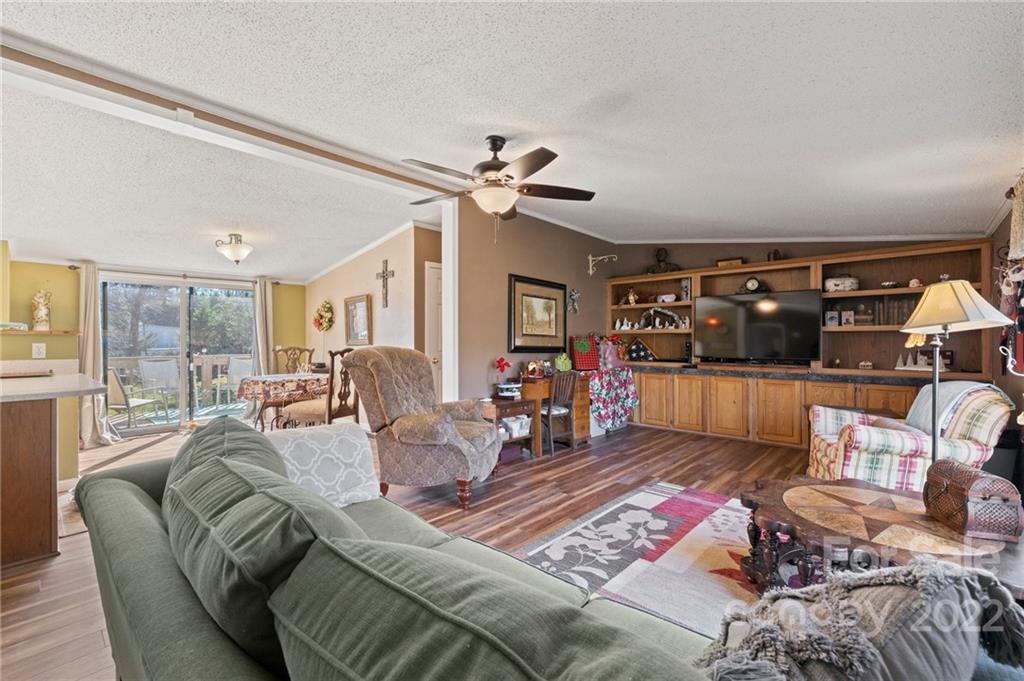 145 Morgan Road Hendersonville, NC 28739 - Photo 5 of 23 Gallery Image 5