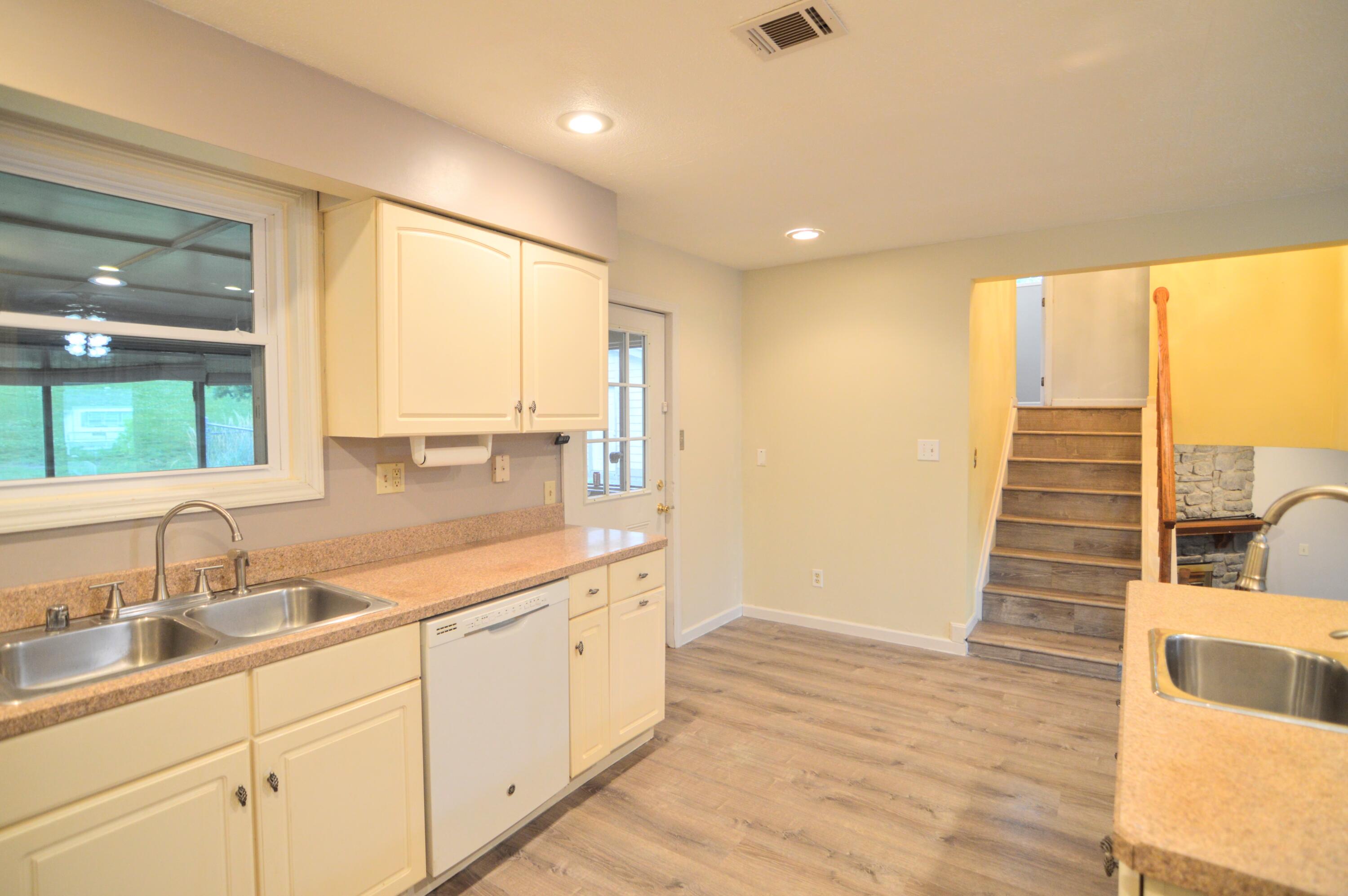 2990 Sugar Camp Road Covington, KY 41017 - Photo 18 of 50
