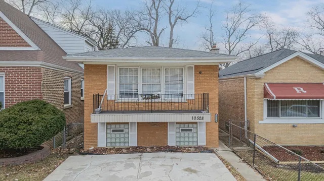 $199,900 | 10528 South Aberdeen Street, Chicago, IL 60643