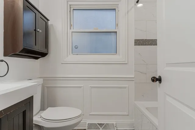 $199,900 | 10528 South Aberdeen Street, Chicago, IL 60643