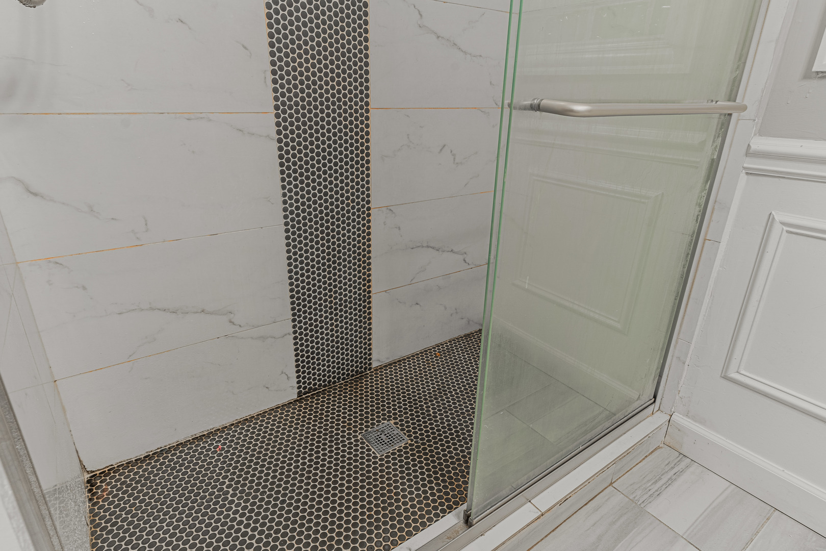 10528 South Aberdeen Street Chicago, IL 60643 - Photo 25 of 33 a view of a hallway