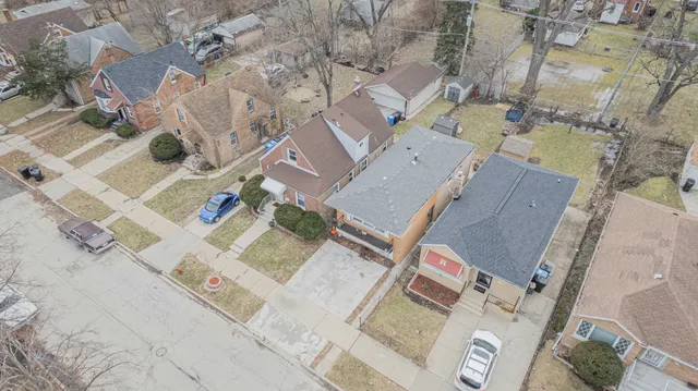 $199,900 | 10528 South Aberdeen Street, Chicago, IL 60643