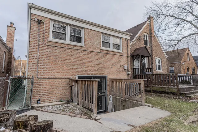 $199,900 | 10528 South Aberdeen Street, Chicago, IL 60643
