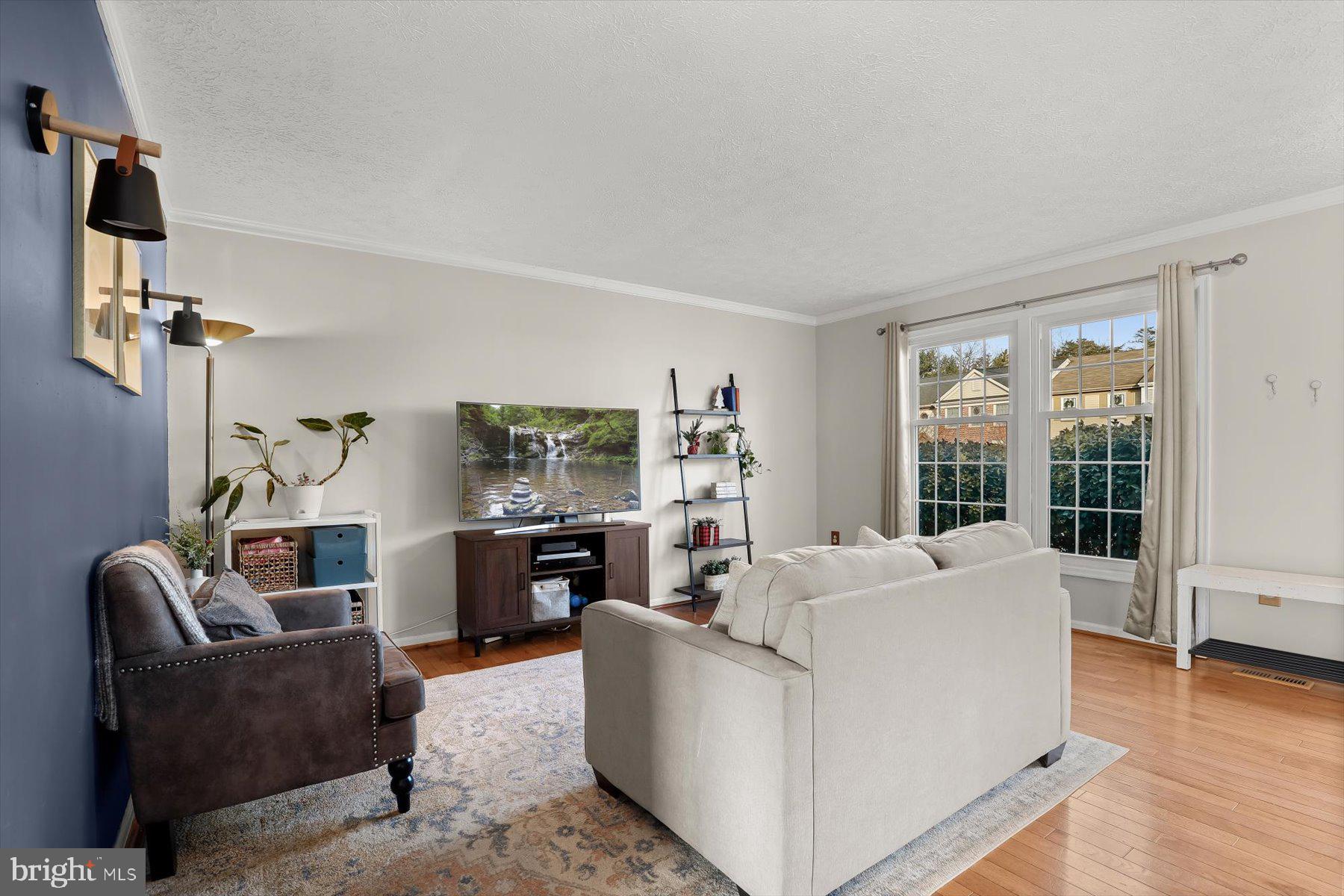 8724 Silver Hall Road Perry Hall, MD 21128 - Photo 5 of 49 Gallery Image 5