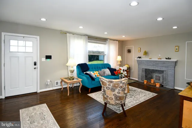 $2,900 | 5815 Arbroath Drive, Clinton, MD 20735