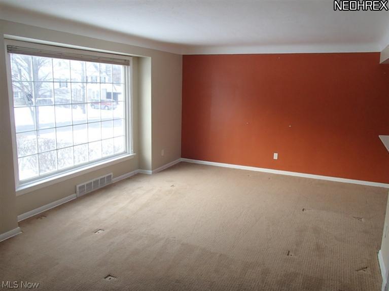 1219 Yellowstone Road Cleveland, OH 44121 - Photo 5 of 19