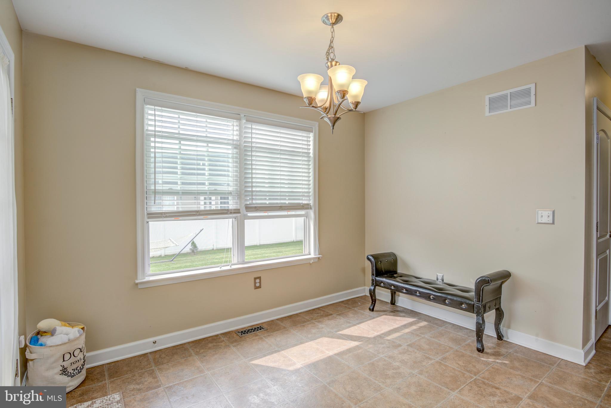 112 William Ross Lane Seaford, DE 19973 - Photo 5 of 35