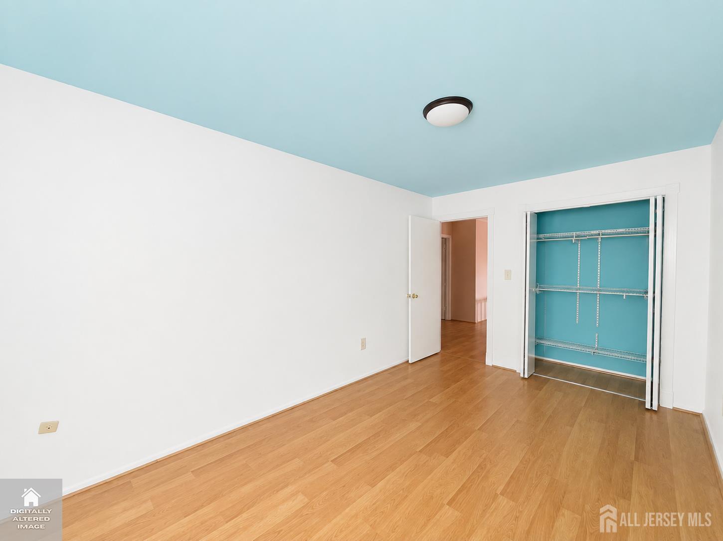 76 Lexington Circle Matawan, NJ 07747 - Photo 12 of 18
