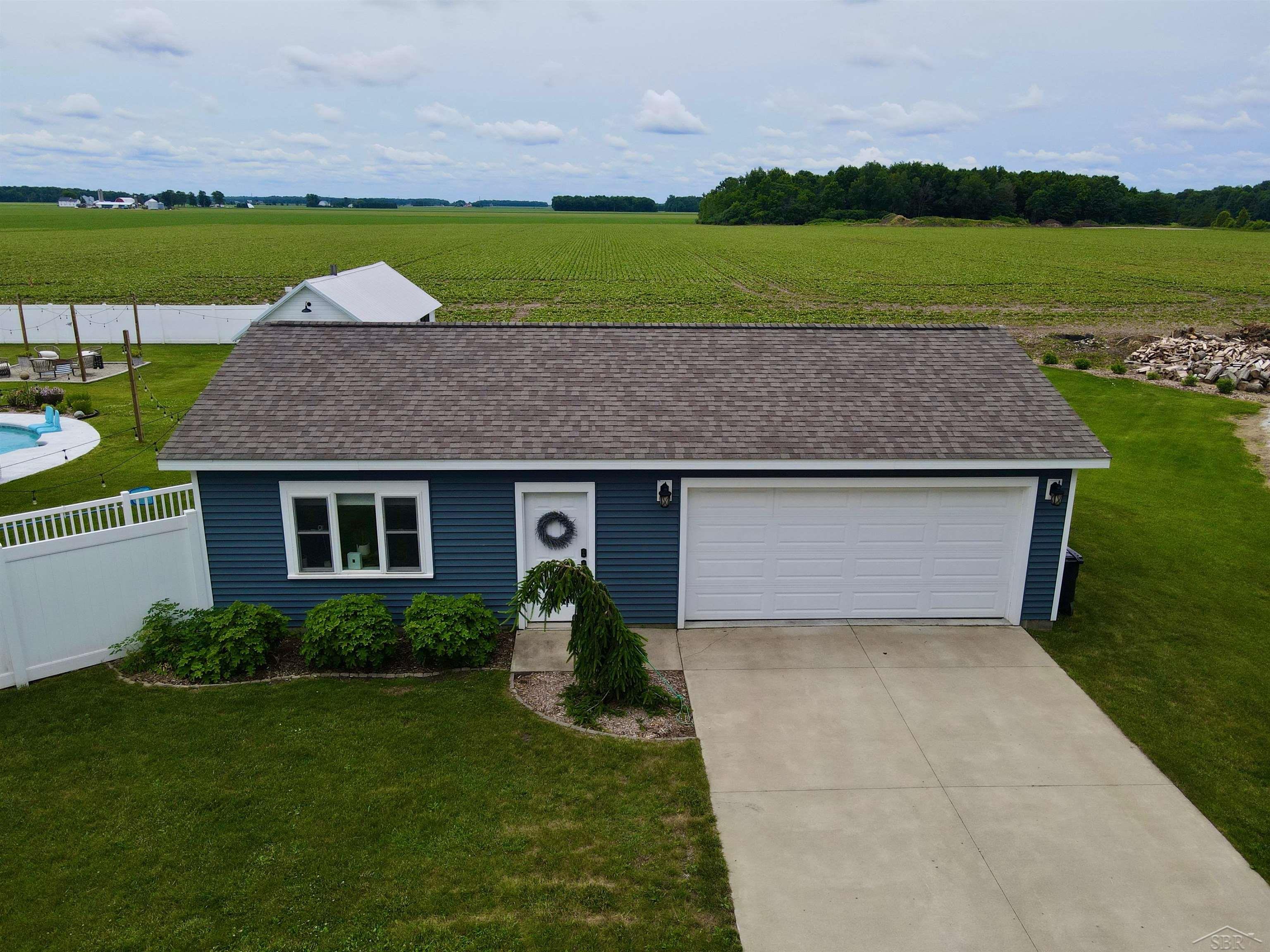 11650 East Holland Road Frankenmuth, MI 48734 - Photo 13 of 46 50214052-3e69757d-c692-4315-b68a-5f8f7ad9cf87.JPG