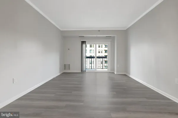 $2,995 | 1211 South Eads Street, Unit 1203, Arlington, VA 22202