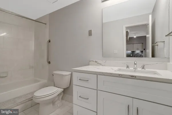$2,995 | 1211 South Eads Street, Unit 1203, Arlington, VA 22202