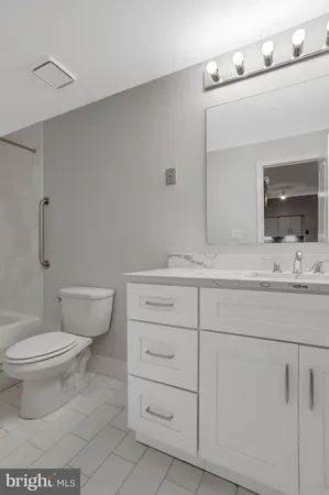 $2,995 | 1211 South Eads Street, Unit 1203, Arlington, VA 22202