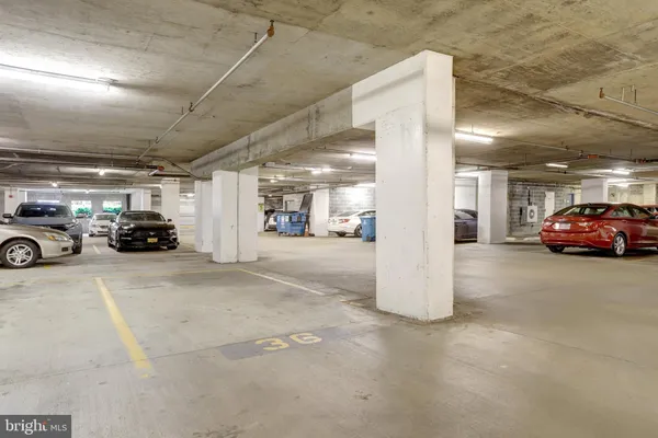 $2,995 | 1211 South Eads Street, Unit 1203, Arlington, VA 22202