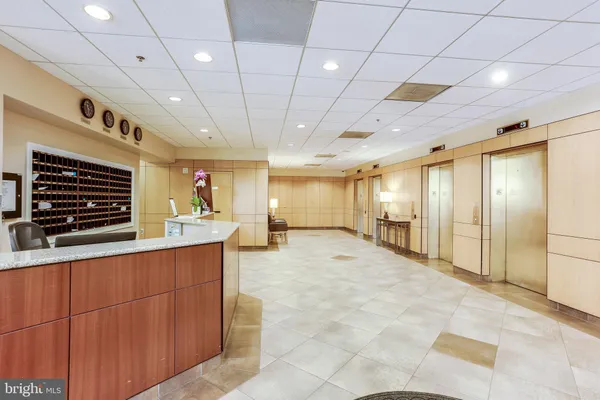 $2,995 | 1211 South Eads Street, Unit 1203, Arlington, VA 22202