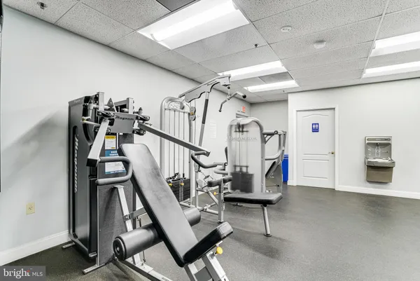 $2,995 | 1211 South Eads Street, Unit 1203, Arlington, VA 22202