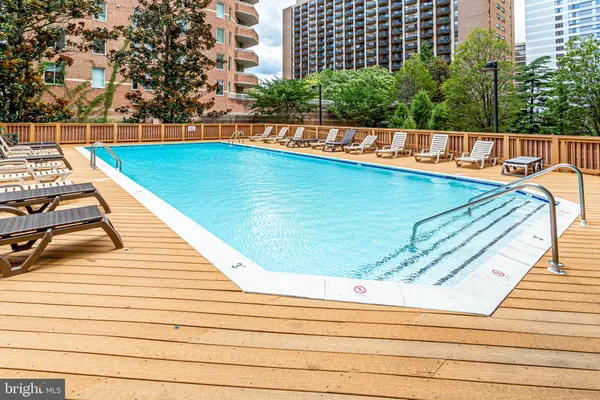 $2,995 | 1211 South Eads Street, Unit 1203, Arlington, VA 22202