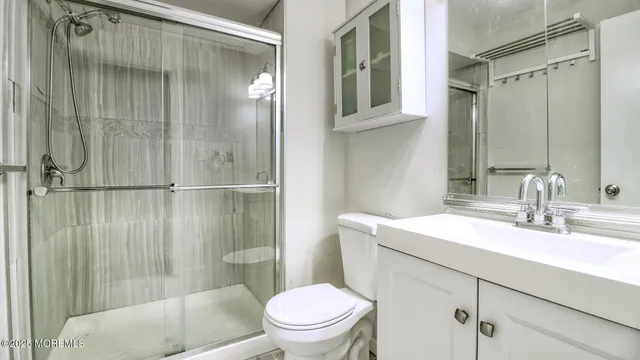 $2,300 | 78 Wyndham Place, Unit 129, Robbinsville, NJ 08691