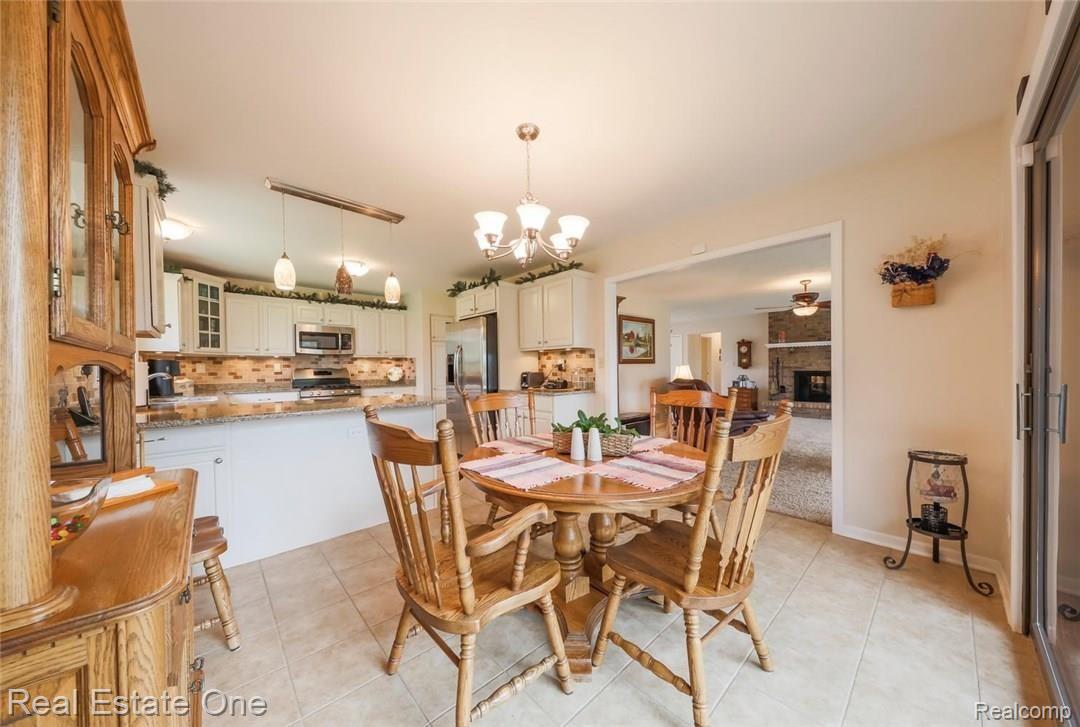 10696 Marshall Road South Lyon, MI 48178 - Photo 13 of 44 10696 Marshall 13.jpg