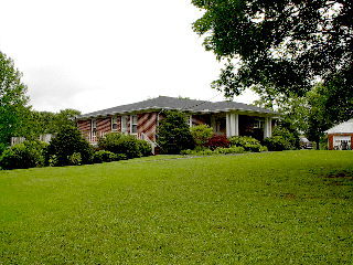 2046 Hickory Valley Road Chattanooga, TN 37421 - Photo 1 of 5 Primary Photo