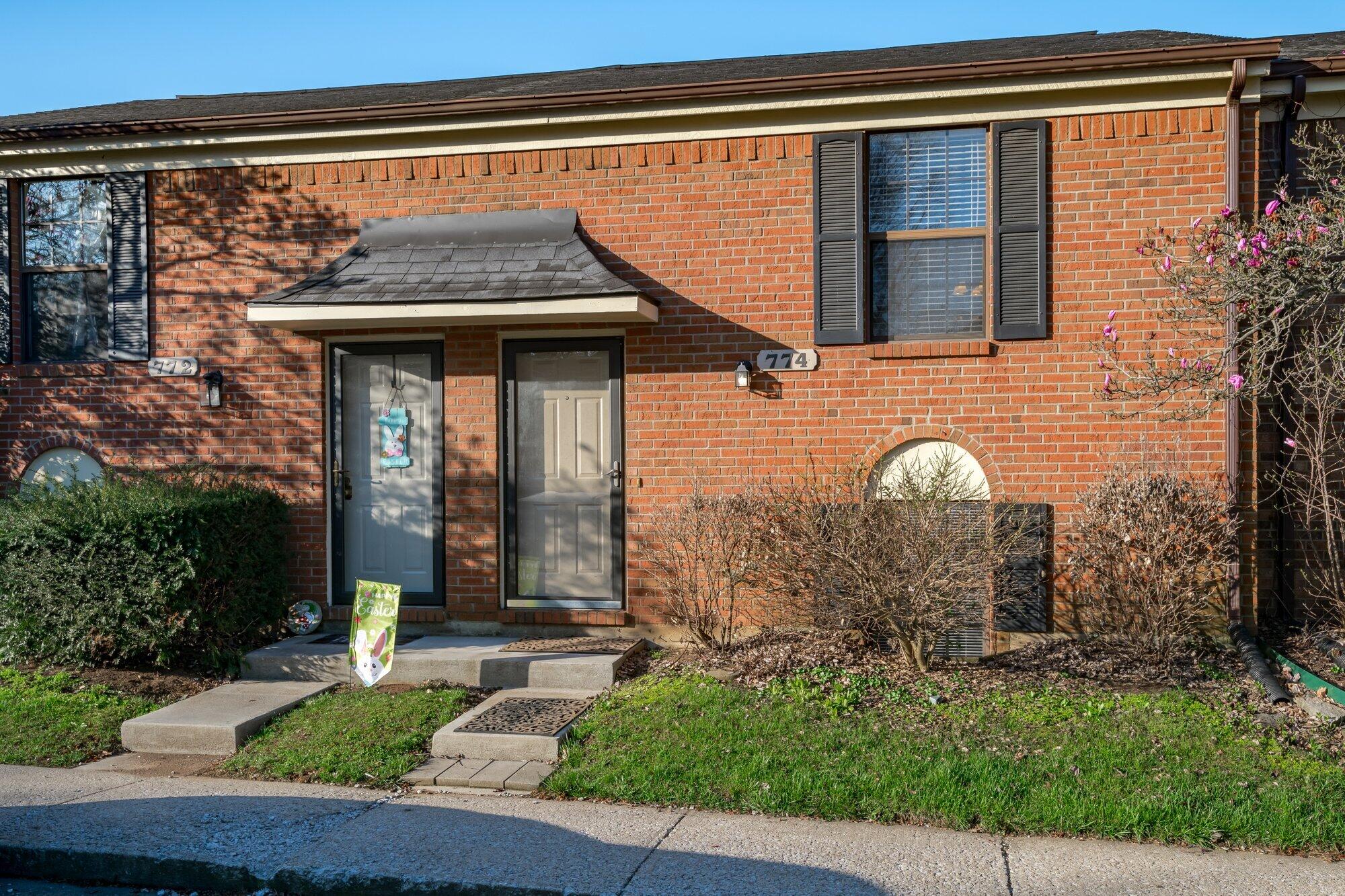 774 Spring Meadows Drive Lexington, KY 40504 - Photo 1 of 18 Front
