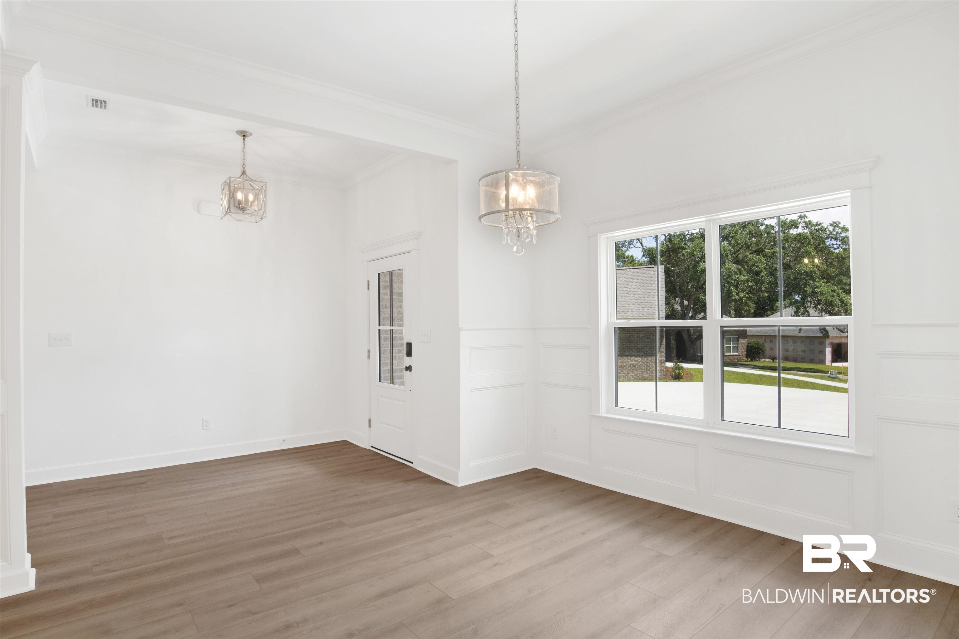 5541 Cross Creek Drive Mobile, AL 36693 - Photo 3 of 27