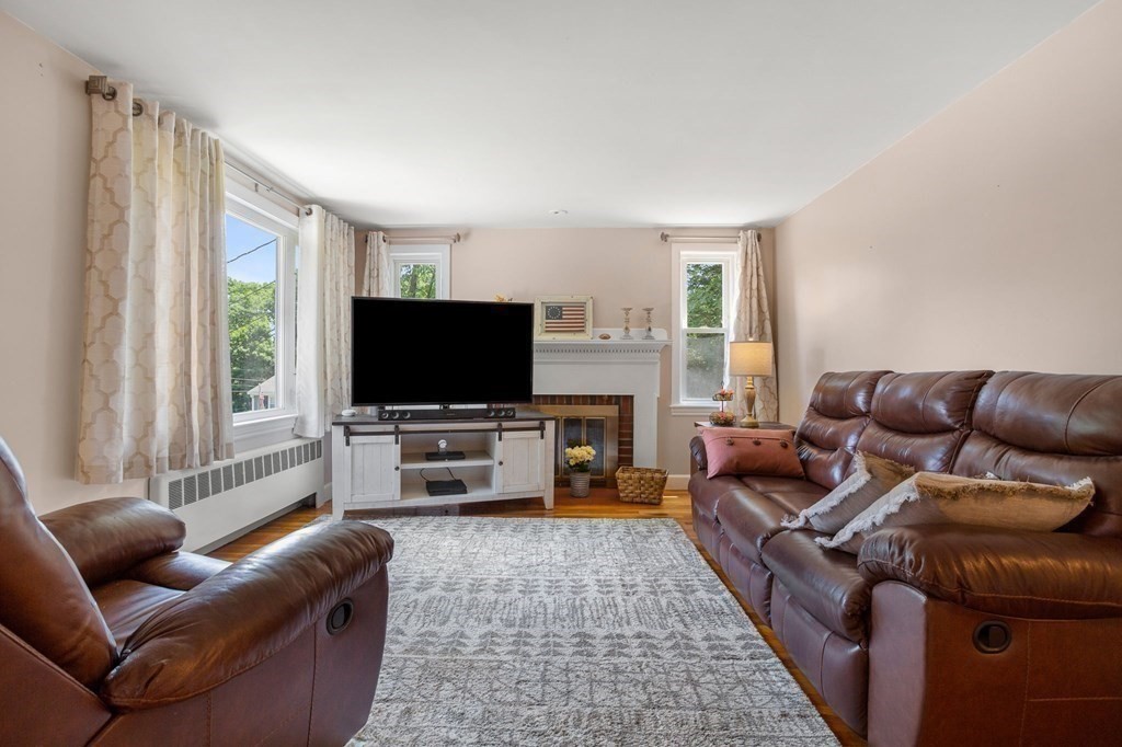 47 Longhill Road Lynn, MA 01904 - Photo 9 of 29 Gallery Image 9