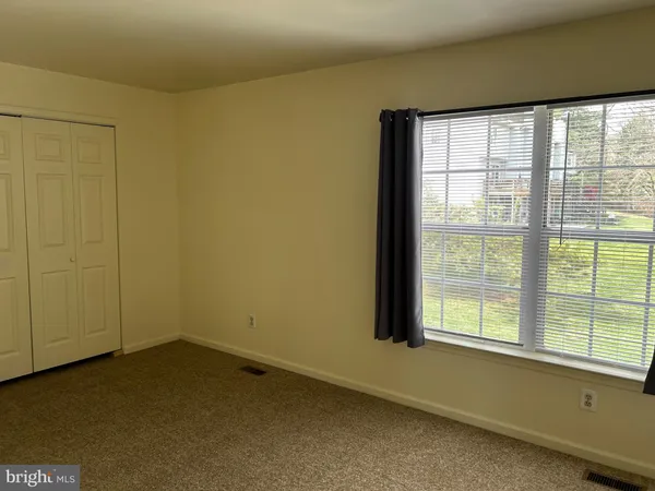 $2,100 | 17 Old Mill Lane, Holland, PA 18966