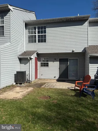 $2,100 | 17 Old Mill Lane, Holland, PA 18966