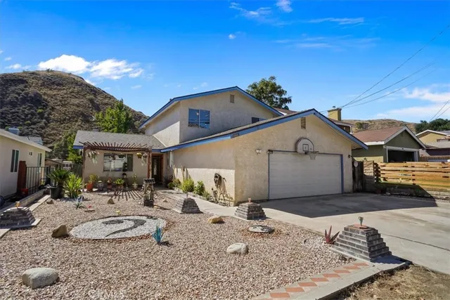 $675,000 | 30602 San Martinez Road, Val Verde, CA 91384