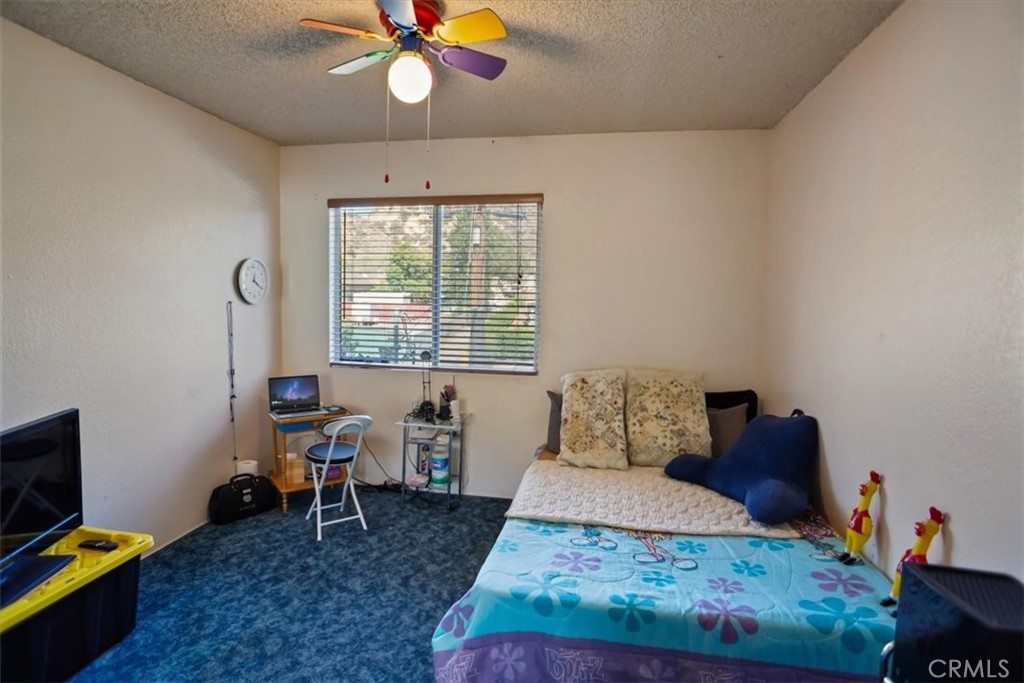 30602 San Martinez Road Val Verde, CA 91384 - Photo 16 of 25