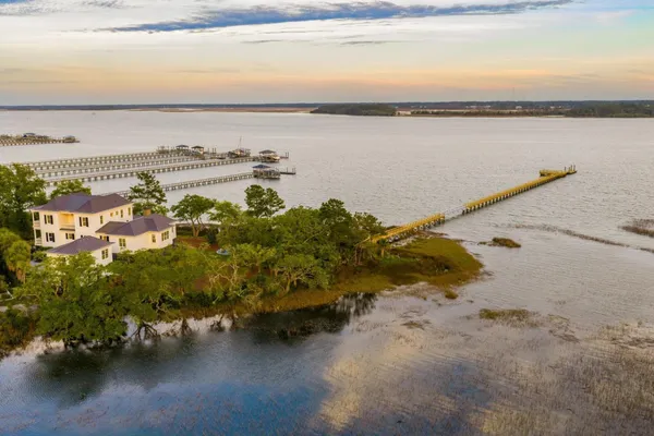 $10,980,000 | 401 Wayfaring Point, Daniel Island, SC 29492