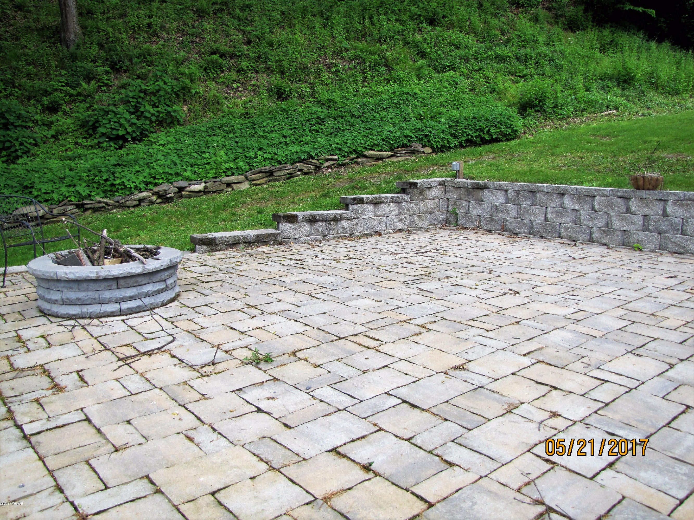 1 Round Hill Road Williamsport, PA 17701 - Photo 18 of 27 Patio