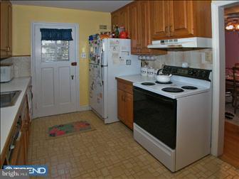 511 Ott Road Bala Cynwyd, PA 19004 - Photo 5 of 10 Gallery Image 5