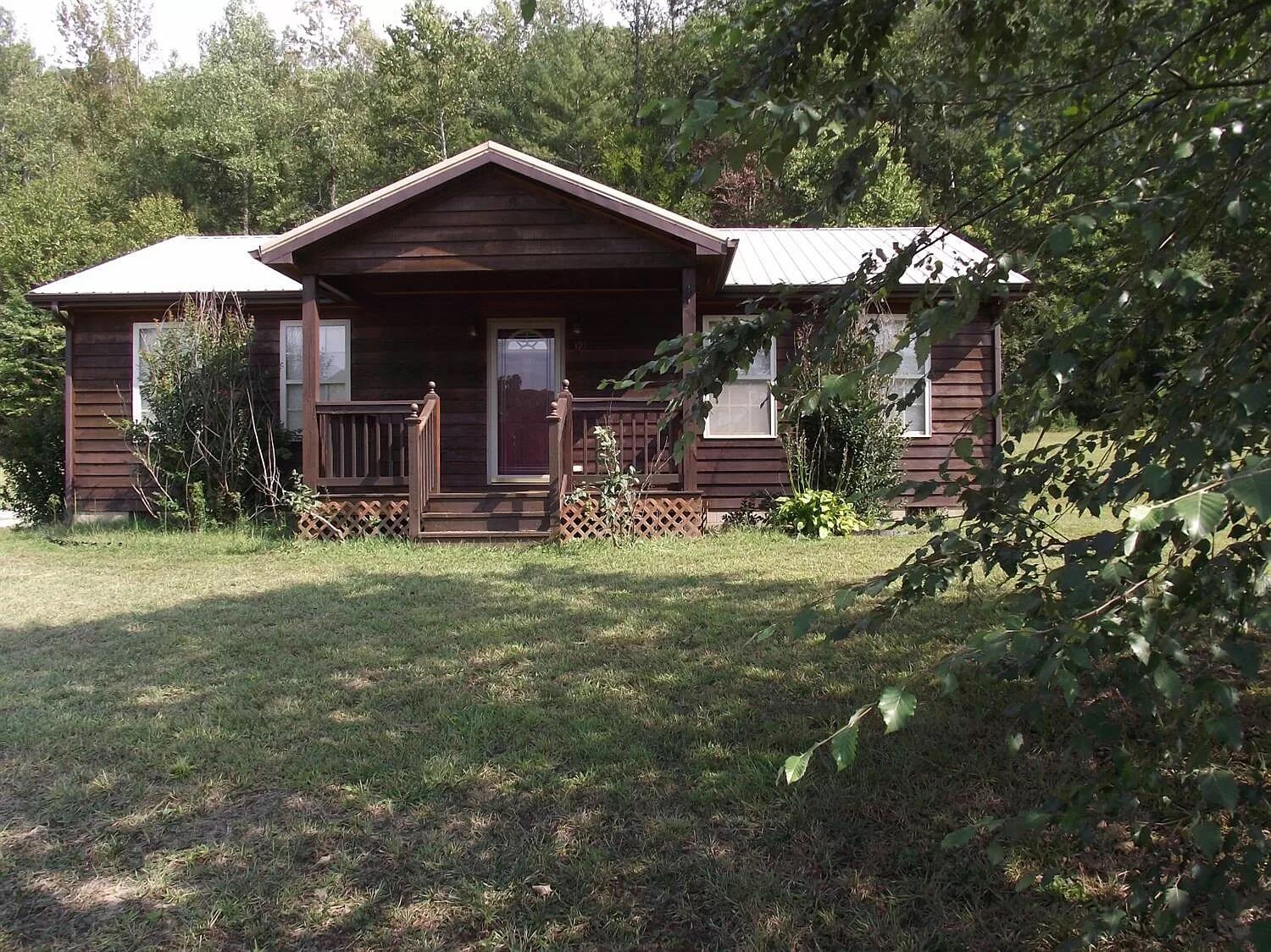 195 Terri Draper Road Frenchburg, KY 40322 - Photo 2 of 48 Farm Pic 3