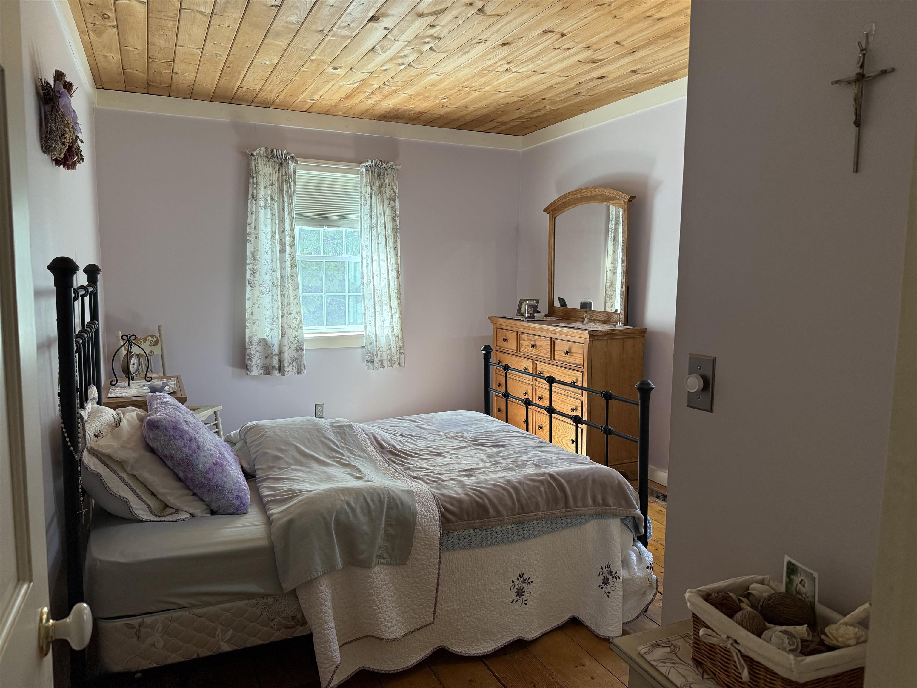 137 Grover Road Springfield, VT 05156 - Photo 24 of 36