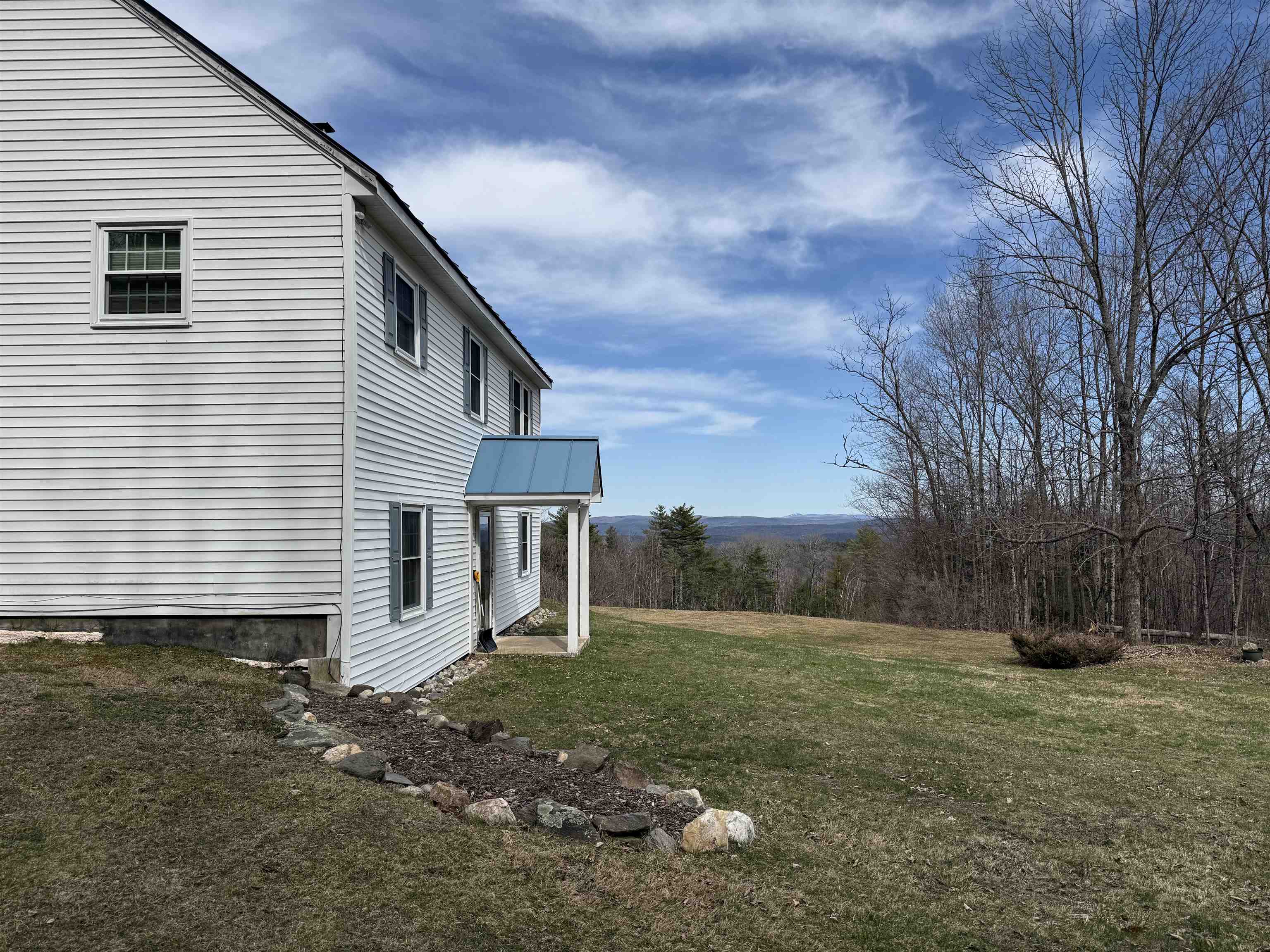 137 Grover Road Springfield, VT 05156 - Photo 3 of 36