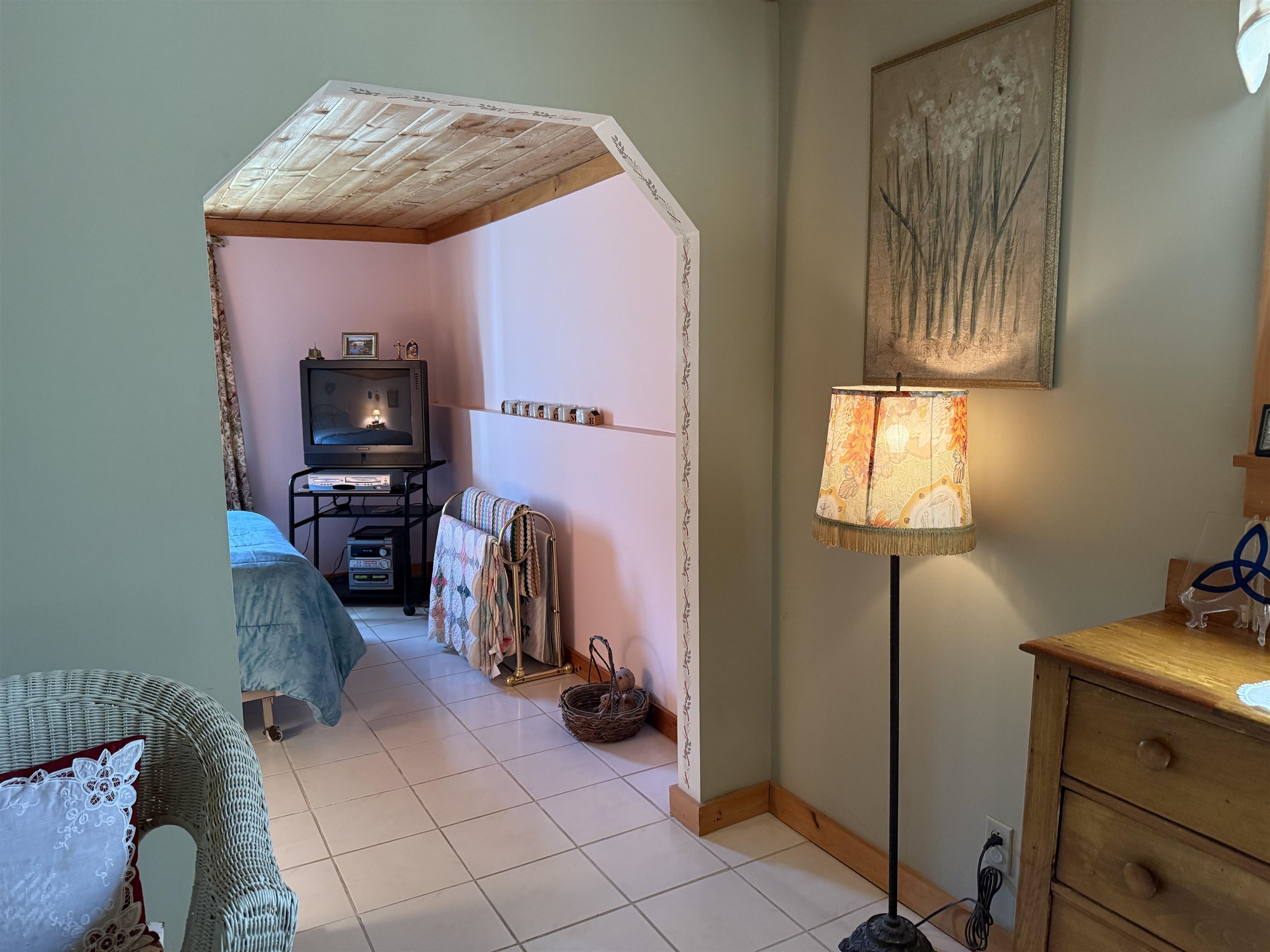 137 Grover Road Springfield, VT 05156 - Photo 7 of 36