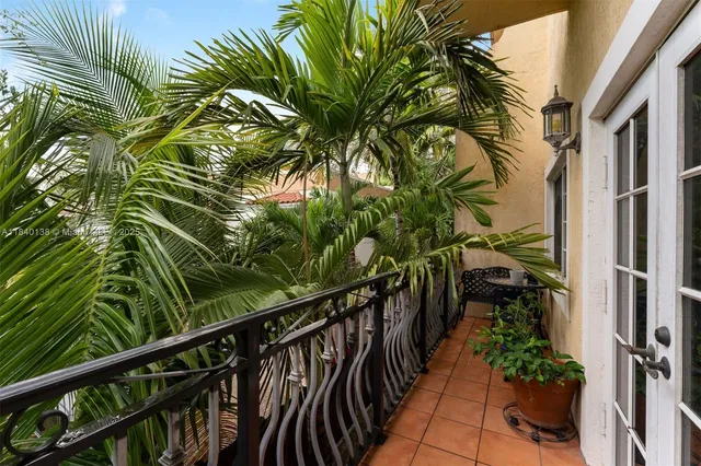 $899,000 | 2919 Coconut Avenue, Unit 1, Miami, FL 33133