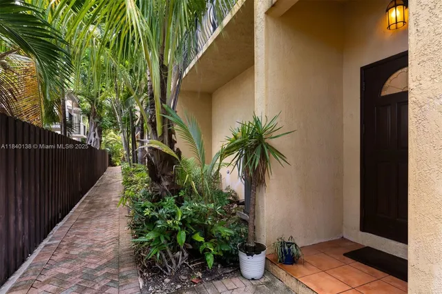 $899,000 | 2919 Coconut Avenue, Unit 1, Miami, FL 33133