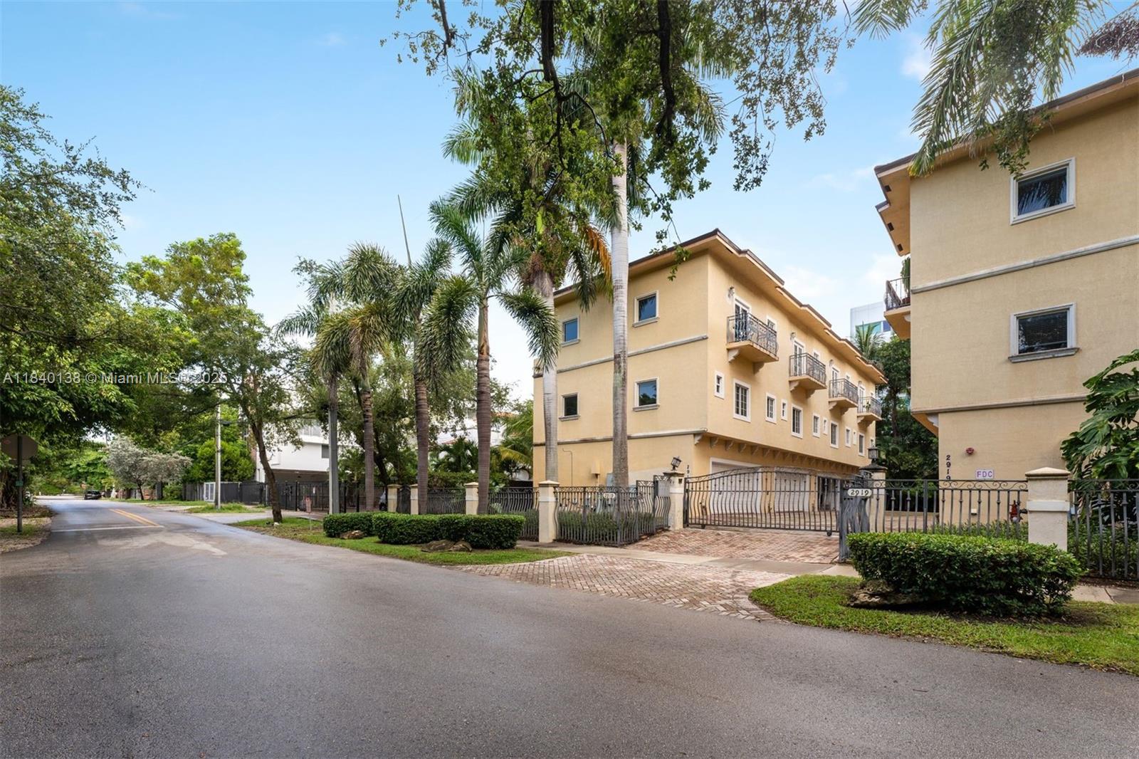 2919 Coconut Avenue, Unit 1 Miami, FL 33133 - Photo 24 of 31