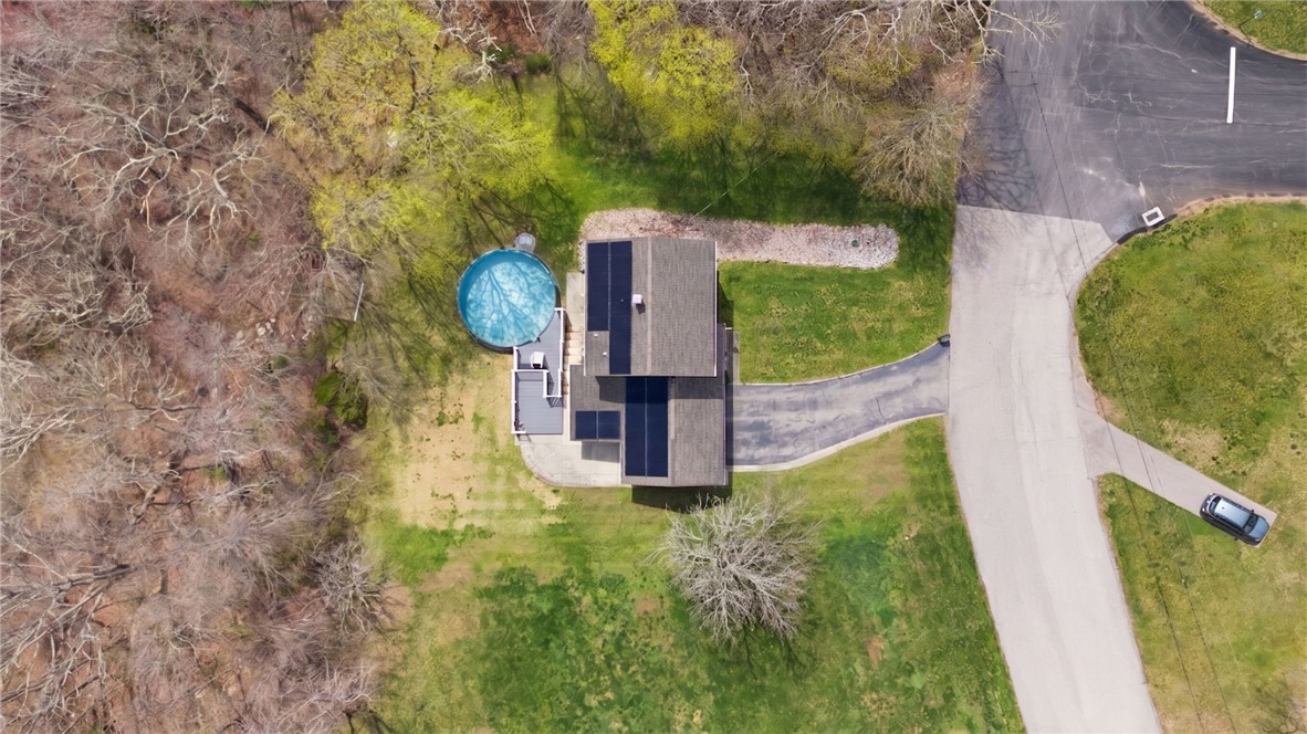 25 Robin Way Westerly, RI 02891 - Photo 5 of 50