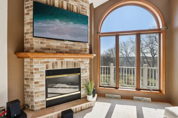 $749,900 | 978 North Dewey Avenue, Jefferson, WI 53549