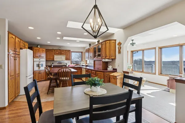 $749,900 | 978 North Dewey Avenue, Jefferson, WI 53549