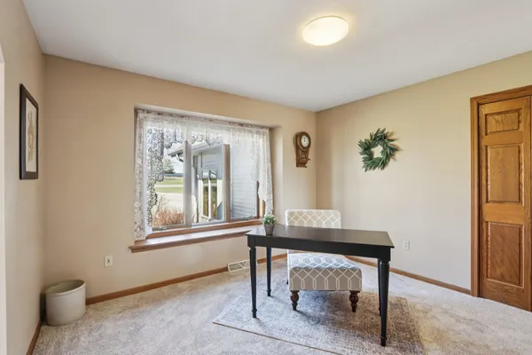 $749,900 | 978 North Dewey Avenue, Jefferson, WI 53549