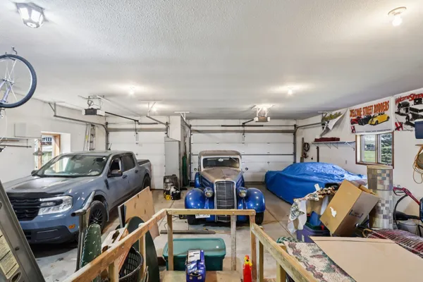 $749,900 | 978 North Dewey Avenue, Jefferson, WI 53549