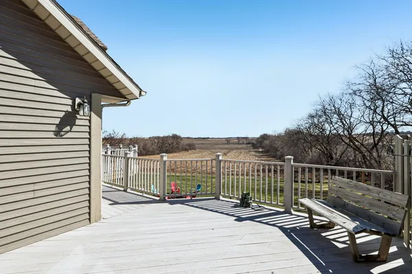 $749,900 | 978 North Dewey Avenue, Jefferson, WI 53549